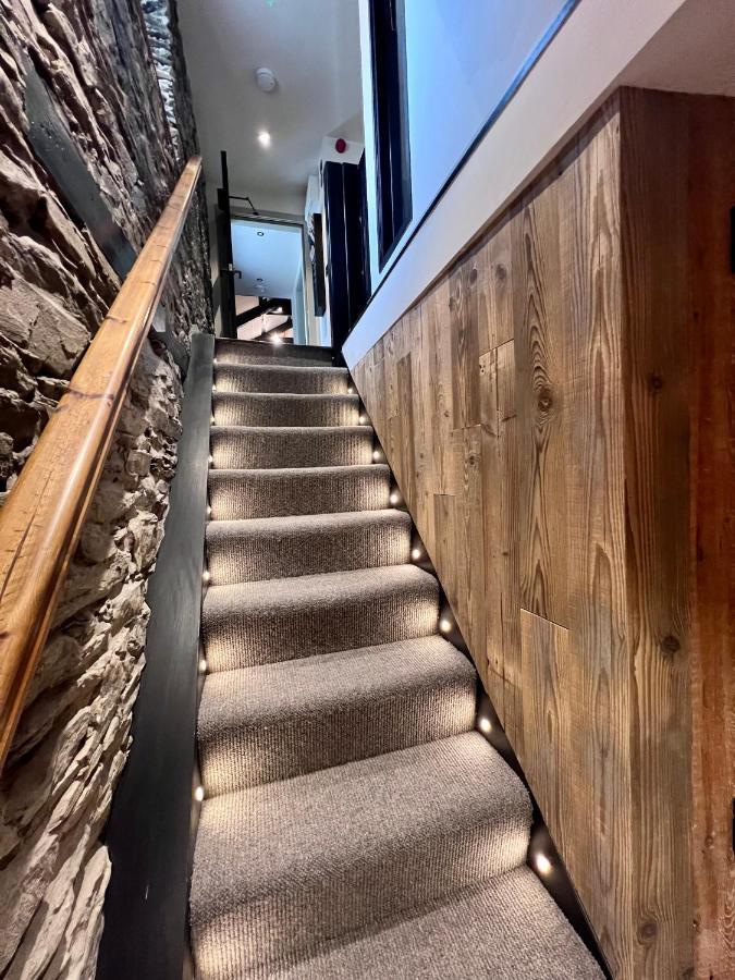 Loft 11 Stunning Luxury Nyc Loft Style Interior Designed 2Bd Apartment Excellent City Centre Location Mezzanine Cinema Room Designer Furniture Amazing Space Douglas Exterior foto
